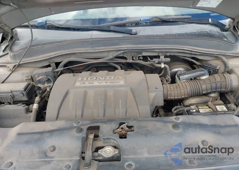 2005 Honda Pilot Lx z USA, uszkodzony, nr VIN 2HKYF18105H566965